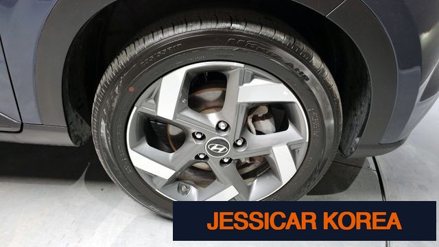 2020 Hyundai Venue - Thumbnail 16
