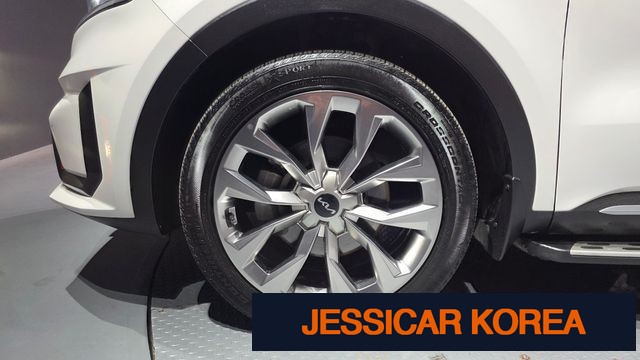 2023 Kia Sorento 4th Gen - Thumbnail 6