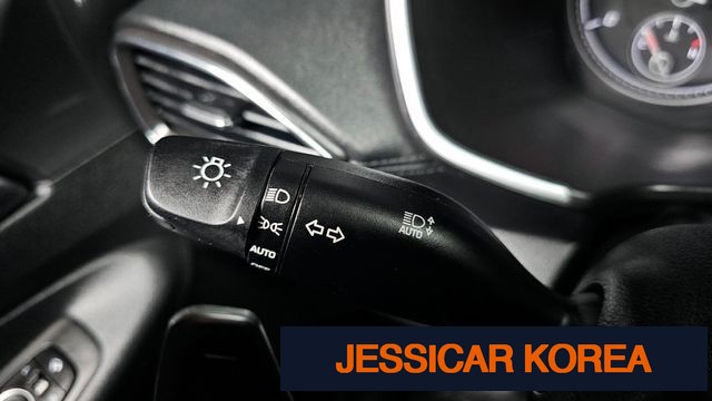 2021 Hyundai The New Santa Fe - Thumbnail 13