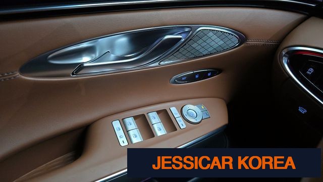 2023 Genesis GV70 - Thumbnail 7