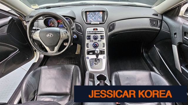 2009 Hyundai Genesis Coupe - Thumbnail 7