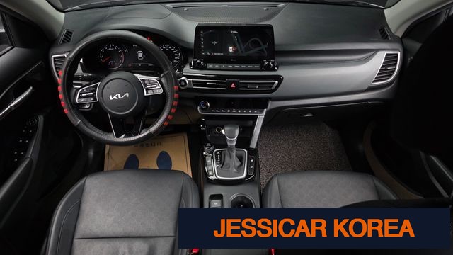 2023 Kia Seltos - Thumbnail 2