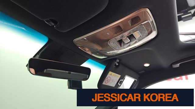 2021 Genesis GV70 - Thumbnail 8