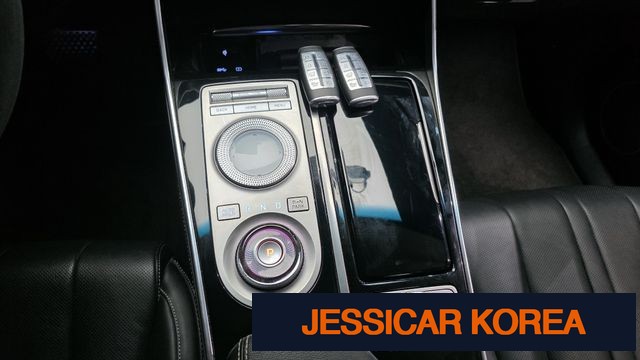 2022 Genesis GV80 - Thumbnail 4