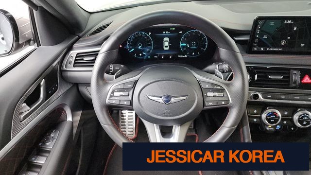 2021 Genesis The New G70 - Thumbnail 13