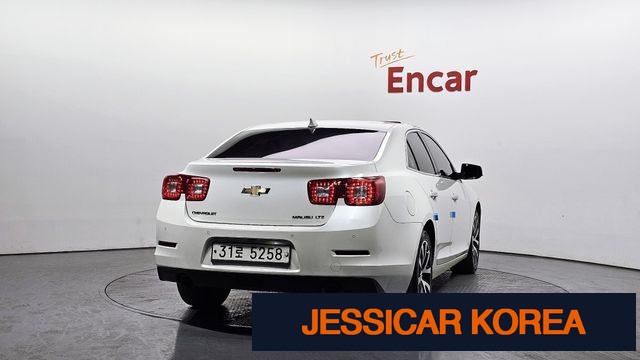 2015 Chevrolet Malibu - Thumbnail 13