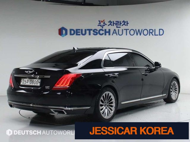 2016 Genesis EQ900 - Thumbnail 5