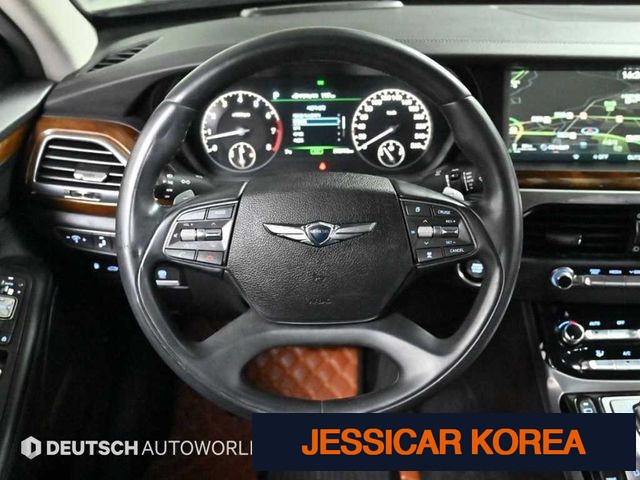 2016 Genesis EQ900 - Thumbnail 15