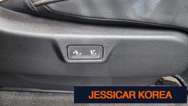 2022 Kia Carnival 4th Gen - Thumbnail 19