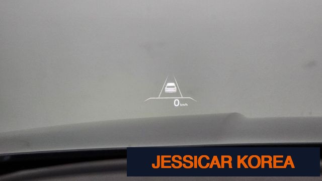 2021 Genesis GV80 - Thumbnail 2