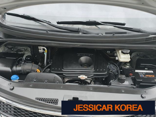 2016 Hyundai Grand Starex - Thumbnail 19