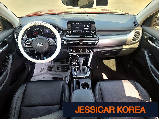 2020 Kia Seltos - Thumbnail 14