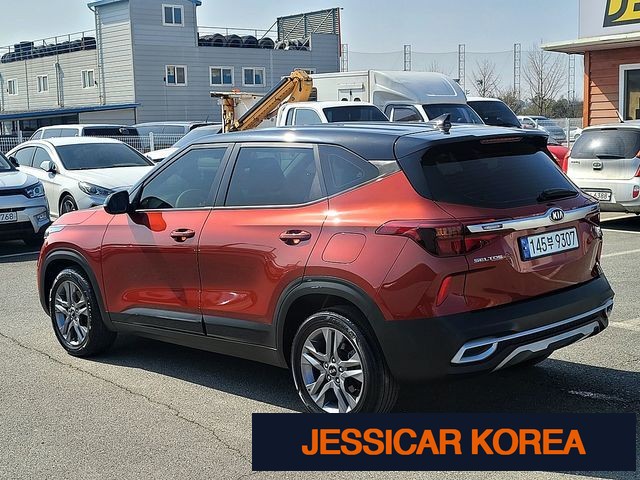 2020 Kia Seltos - Thumbnail 18