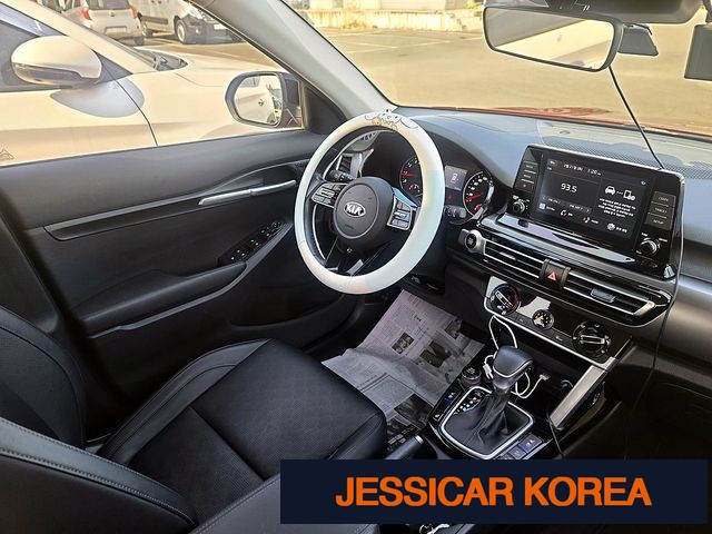 2020 Kia Seltos - Thumbnail 19