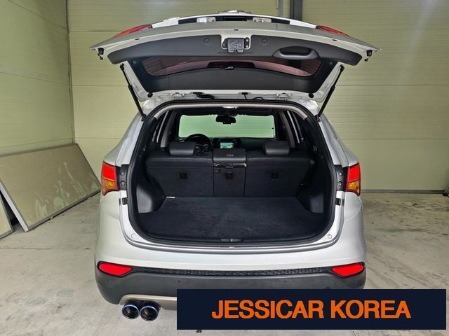 2013 Hyundai Santa Fe DM - Thumbnail 5