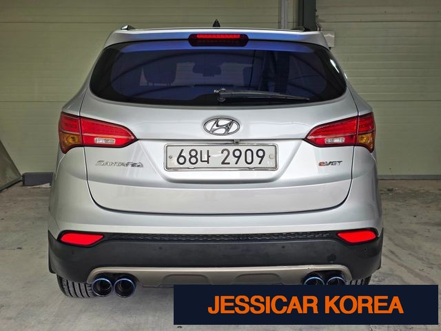2013 Hyundai Santa Fe DM - Thumbnail 20