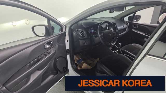 2019 Renault Korea clio - Thumbnail 13