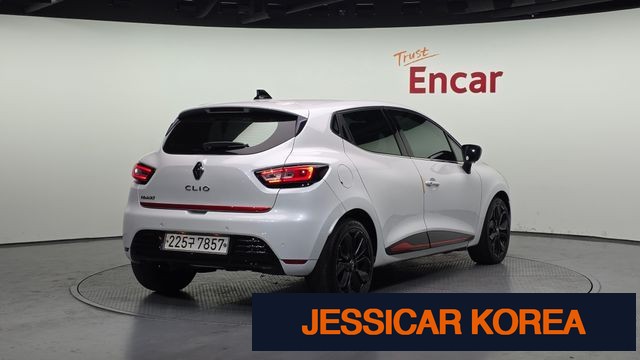 2019 Renault Korea clio - Thumbnail 19