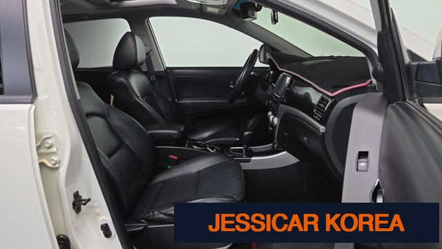 2012 KG Mobility Korando C - Thumbnail 4