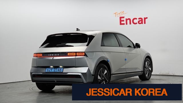 2025 Hyundai The New Ioniq 5 - Thumbnail 5