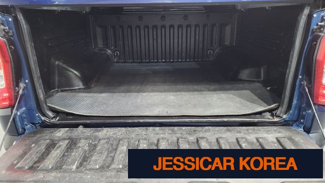 2018 KG Mobility Rexton Sports - Thumbnail 4