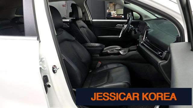 2023 Kia Sportage 5th Gen - Thumbnail 2