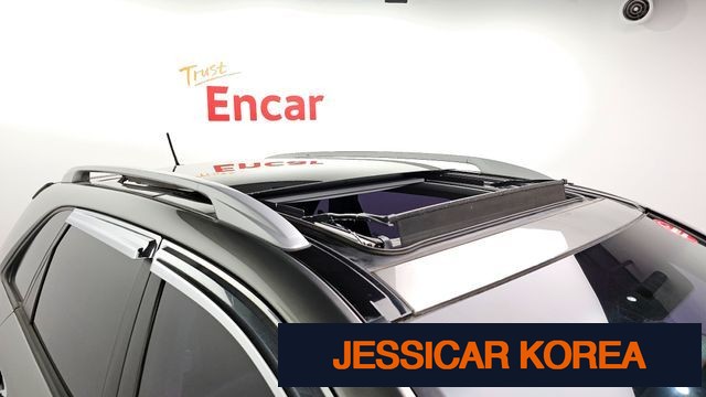 2011 Kia Sorento R - Thumbnail 17