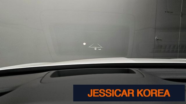 2025 Genesis G80 (RG3) - Thumbnail 13