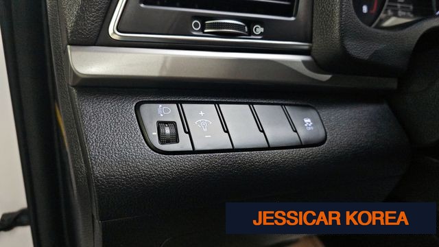 2018 Hyundai Avante AD - Thumbnail 3