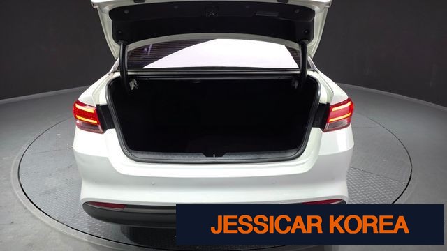 2017 Kia K5 2nd generation - Thumbnail 17