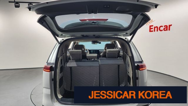 2022 Kia Carnival 4th Gen - Thumbnail 18