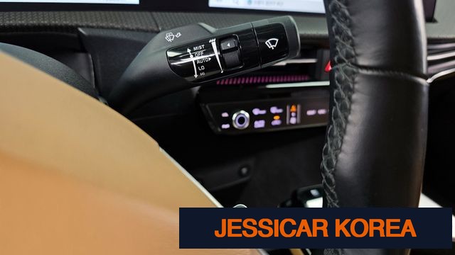 2023 Kia EV6 - Thumbnail 8