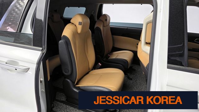 2022 Kia Carnival 4th Gen - Thumbnail 17