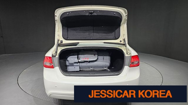 2009 Kia Roche Innovation - Thumbnail 2