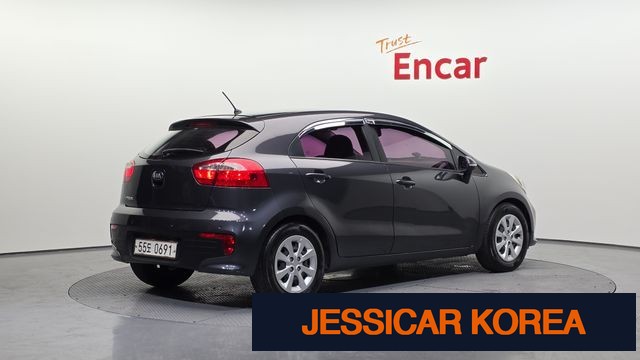 2016 Kia The New Pride - Thumbnail 4