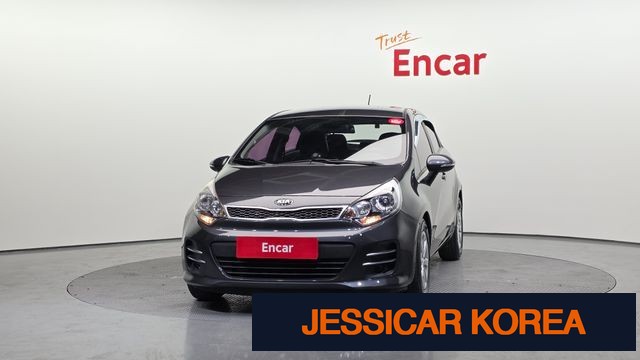 2016 Kia The New Pride - Thumbnail 5