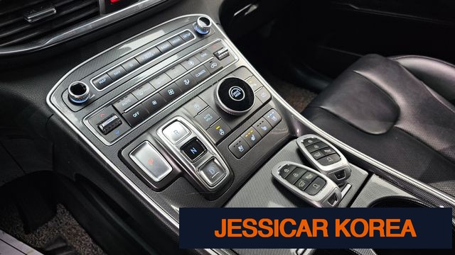 2021 Hyundai The New Santa Fe - Thumbnail 9