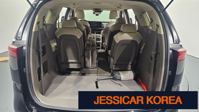 2021 Kia Carnival 4th Gen - Thumbnail 8