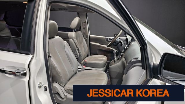 2014 Kia Carnival R - Thumbnail 2