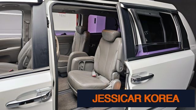 2014 Kia Carnival R - Thumbnail 16