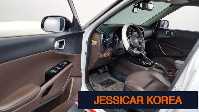 2019 Kia soul booster - Thumbnail 4