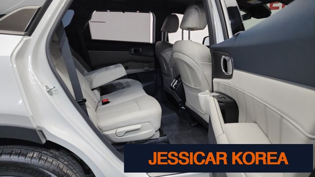 2023 Kia Sorento 4th Gen - Thumbnail 12