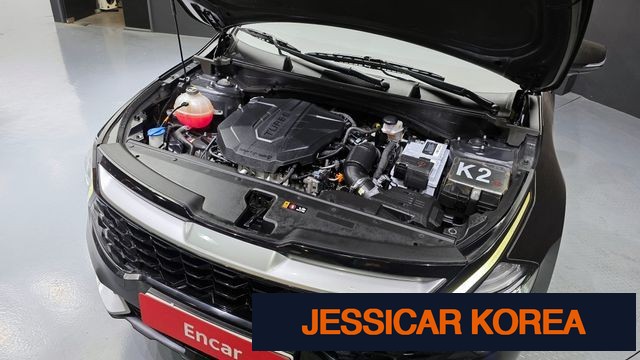 2022 Kia Sportage 5th Gen - Thumbnail 3
