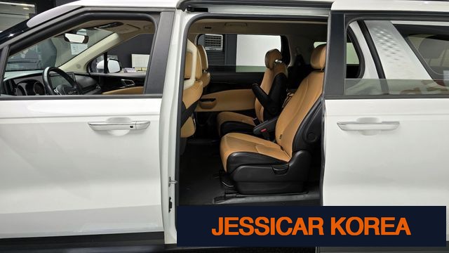 2023 Kia Carnival 4th Gen - Thumbnail 2