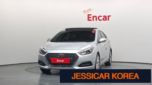 2012 Hyundai i40 saloon - Thumbnail 5