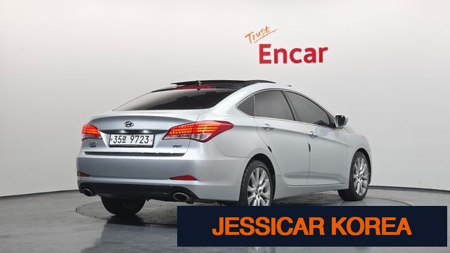 2012 Hyundai i40 saloon - Thumbnail 8