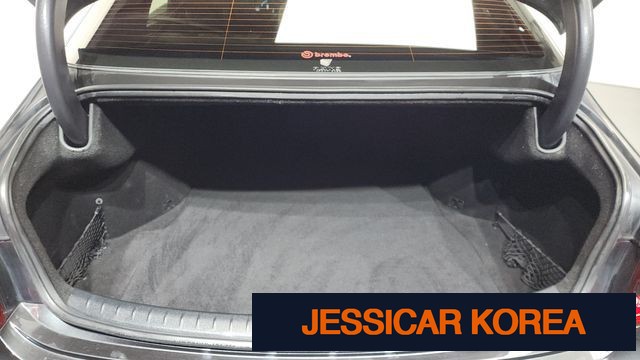 2021 Genesis G80 (RG3) - Thumbnail 2