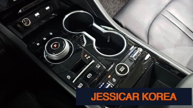 2023 Kia K5 3rd Gen - Thumbnail 2