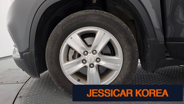 2018 Chevrolet The New Trax - Thumbnail 2
