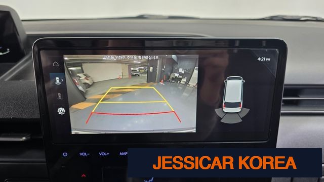 2022 Hyundai Staria - Thumbnail 8